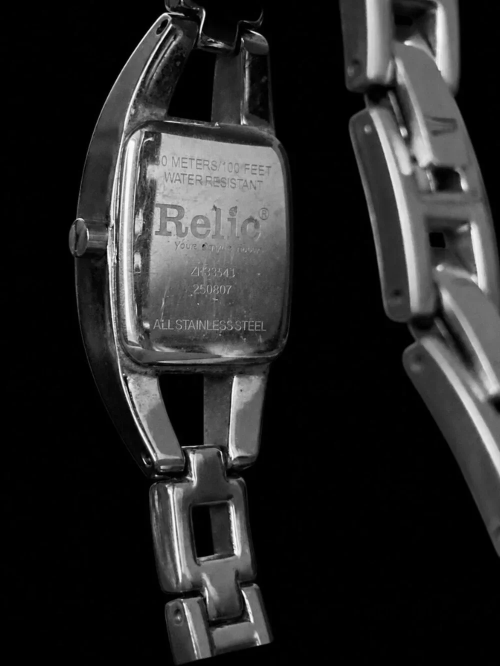 vintage RELIC stainless steel water resistant 100 feet - UNTESTED